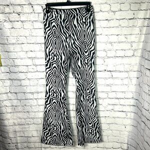 Zebra print bell bottoms pants SHEIN Small stretchy, zipper on the side